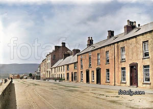 An old warrenpoint photo that has been colourised, HD enhanced and fully restored of Esplanade Terrace 