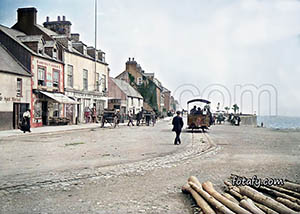 An old images that has been restored and colourised of Havelock Place, Warrenpoint looking onto Carlingford lough.